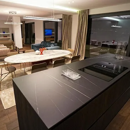 Royal Pearl Collection Apartman